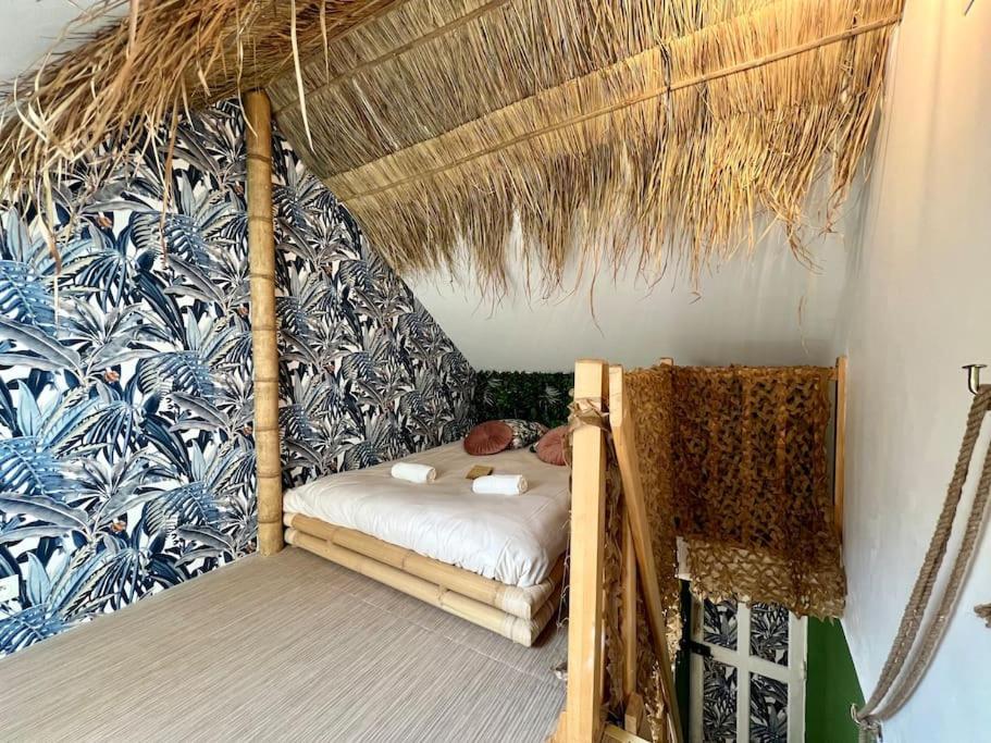 Nuit Dans La Jungle - Love Room Souppes-sur-Loing Εξωτερικό φωτογραφία