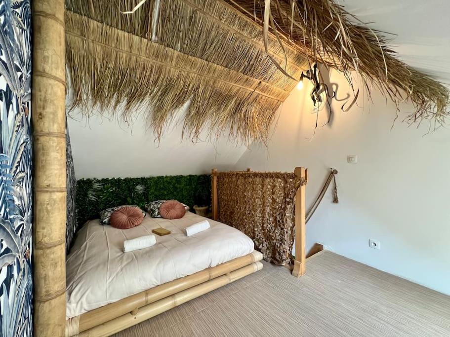 Nuit Dans La Jungle - Love Room Souppes-sur-Loing Εξωτερικό φωτογραφία