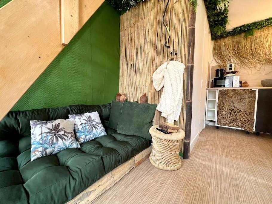 Nuit Dans La Jungle - Love Room Souppes-sur-Loing Εξωτερικό φωτογραφία