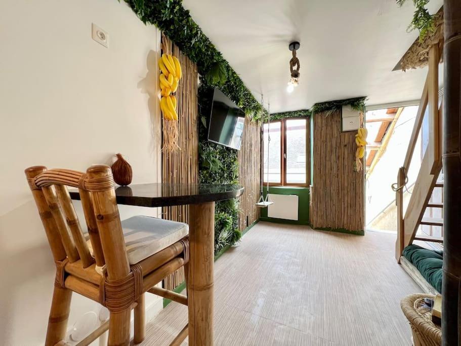 Nuit Dans La Jungle - Love Room Souppes-sur-Loing Εξωτερικό φωτογραφία